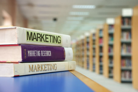 5 libros sobre marketing online En internet hay gran cantidad de información gratuita disponible para acceder a ella cuando lo deseamos, pero esto no quiere...