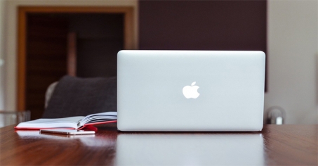 Apple prepara su nuevo buscador para hacer competencia a Google La conocida empresa de la manzana ve en los problemas judiciales de Google una oportunidad para hacerse con una parte del mercado...