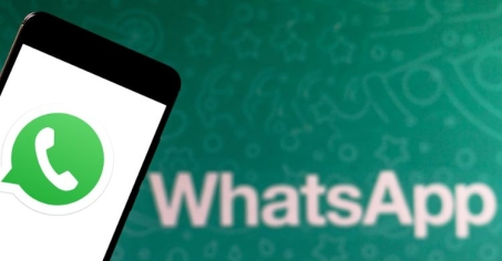 La aplicación WhatsApp está incorporando la función de encuestas en chats individuales.