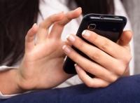 Crece la publicidad en los teléfonos móviles Desde la llegada de las tarifas planas, cada día es más habitual ver a alguien consultando internet desde su...