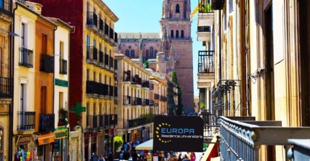 Europa: Residencia de Estudiantes en Salamanca Residencia Universitaria en Salamanca con todas las comodidades y la mejor ubicación posible, en pleno centro de...