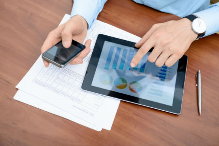 La importancia del mobile marketing en 2016 para negocios online El marketing móvil es un conjunto de herramientas y técnicas para promocionar a las empresas y sus productos utilizando como...
