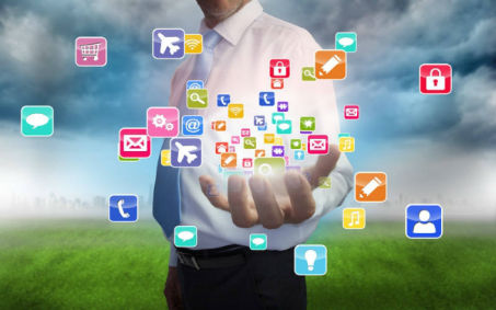 Redes sociales, protagonistas en la publicidad La publicidad en los medios de comunicación tradicionales acabará pasando a la historia. Y sino tiempo al tiempo. El primer...