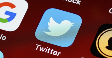Twitter sorprende con nuevas funcionalidades y un modelo de suscripción Twitter es, en estos momentos, la red social donde más fácil es comunicar y viralizar...